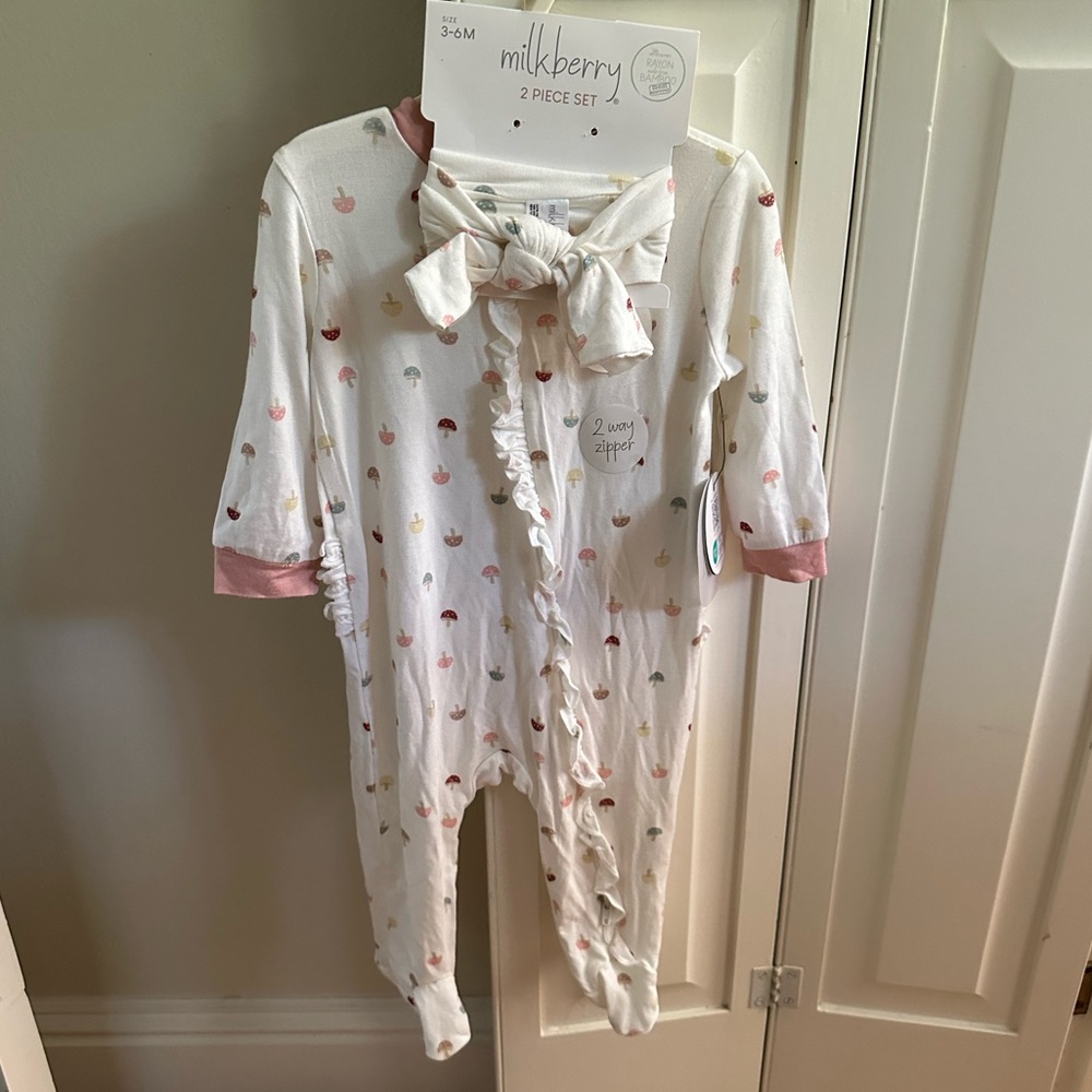 Milkberry Onesie and Hairbow Set - Mushrooms